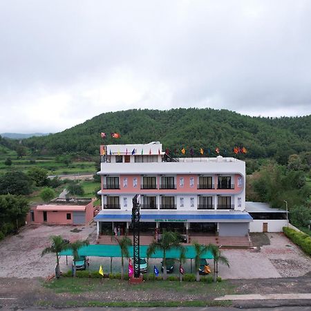 Hotel White Lotus Dungarpur Zewnętrze zdjęcie