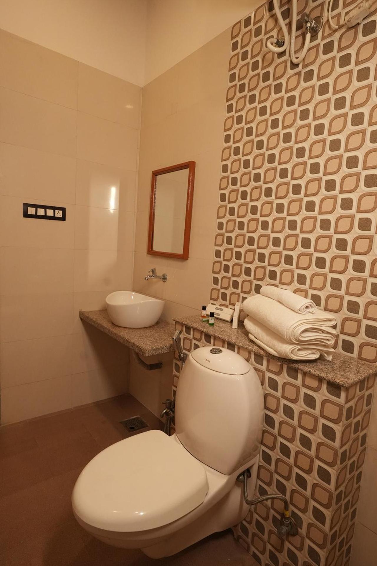Hotel White Lotus Dungarpur Zewnętrze zdjęcie