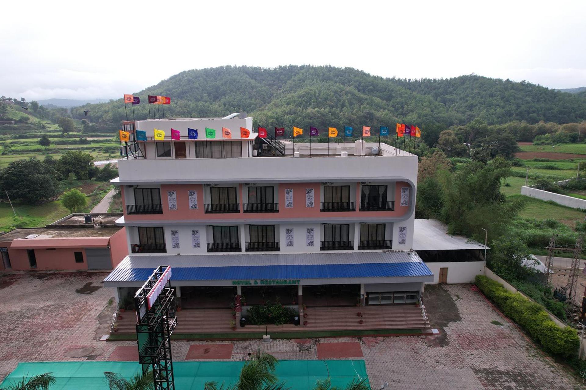 Hotel White Lotus Dungarpur Zewnętrze zdjęcie