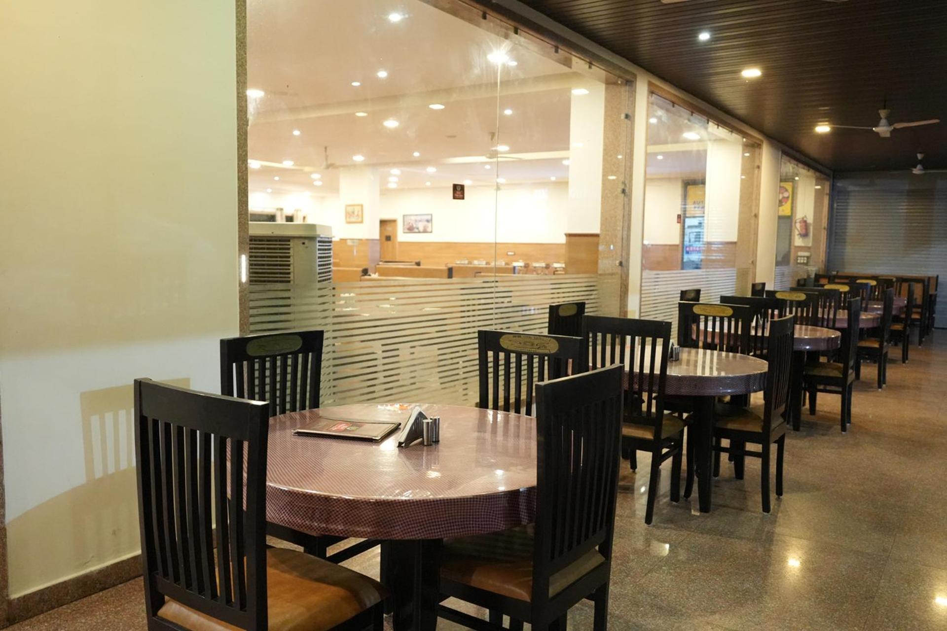 Hotel White Lotus Dungarpur Zewnętrze zdjęcie